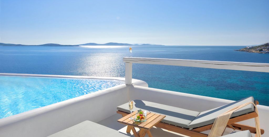 Amazon Mykonos Resort & Spa 5*