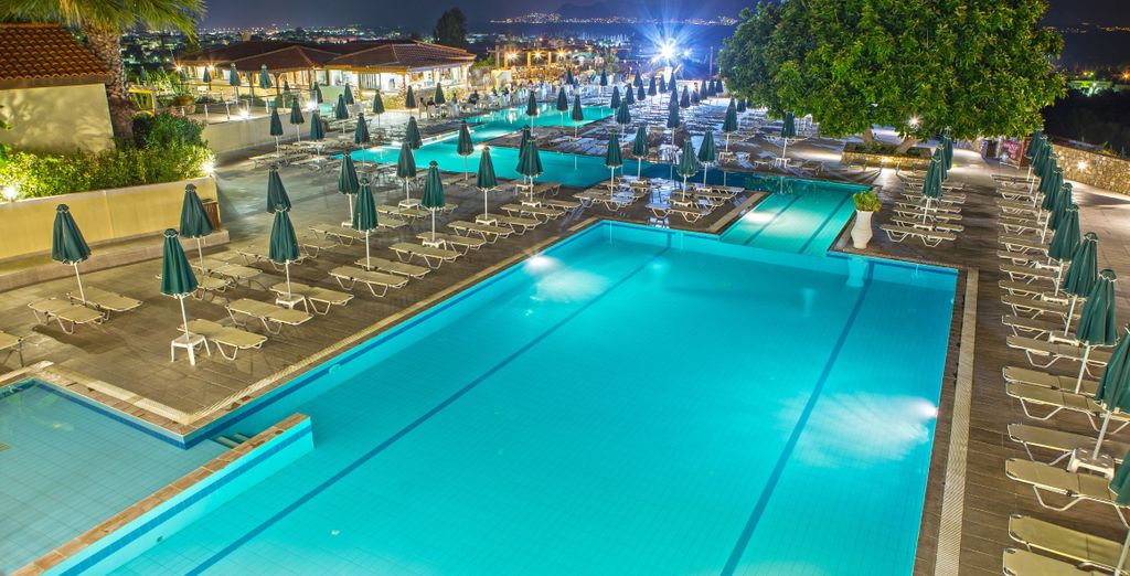 Aegean View Aqua Resort 4*