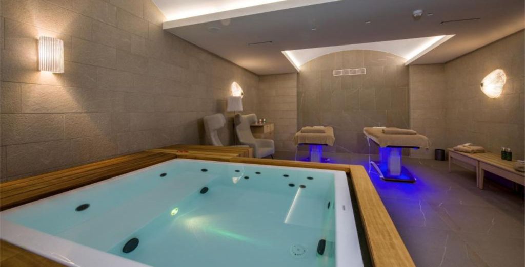 Amira Luxury Resort & Spa 5* - Adults Only