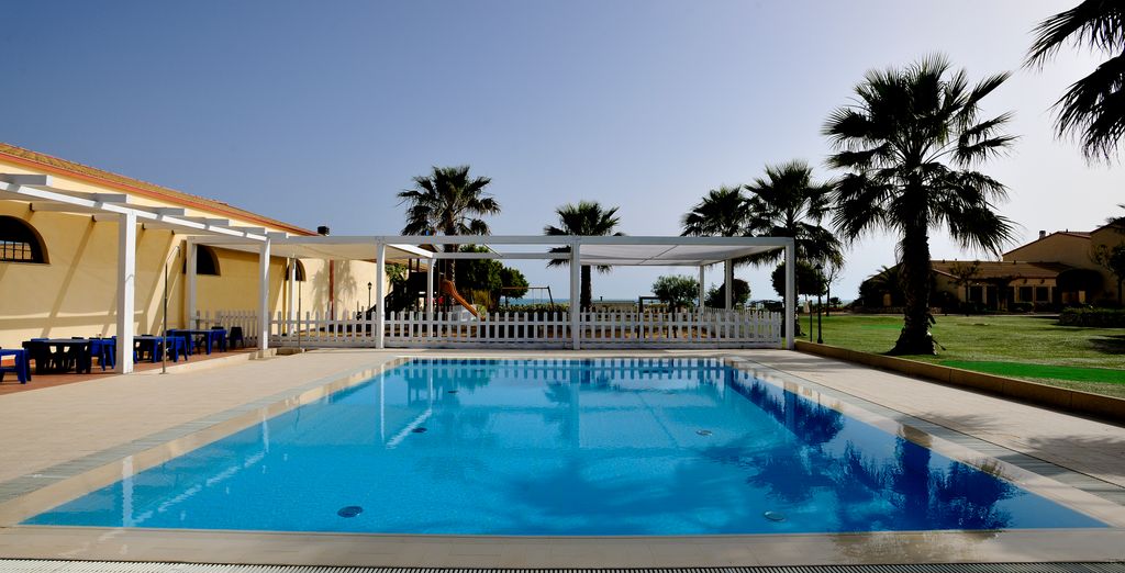  Sikania Eco Resort 4*
