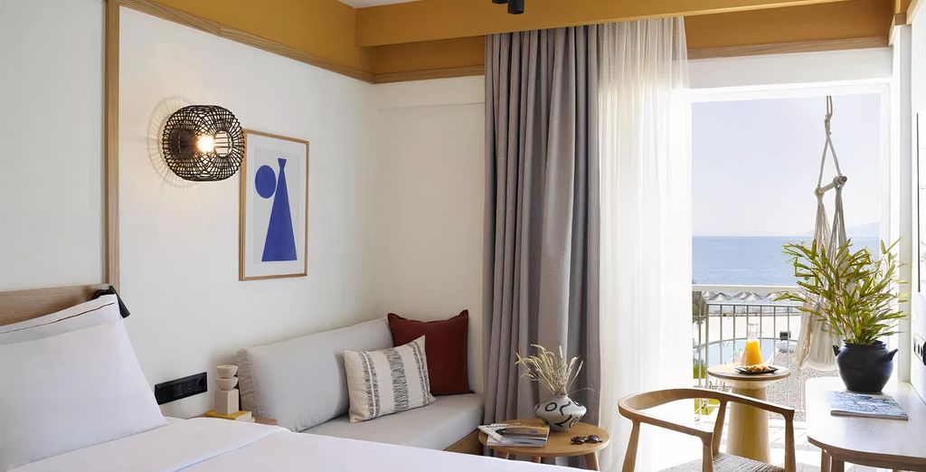 Brown Beach Eretria 4*