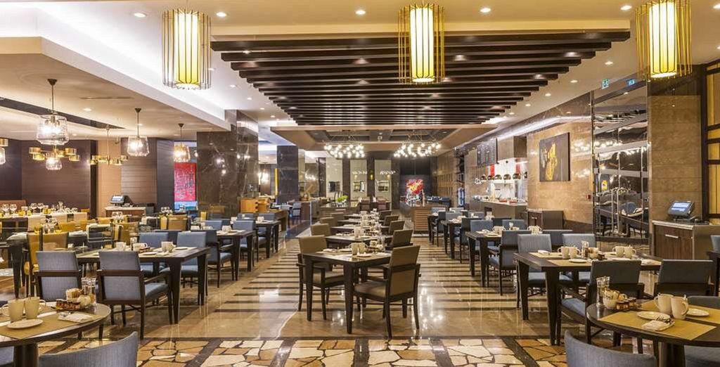 Radisson Blu Hotel Istanbul Sisli 5*