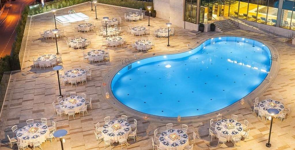 Radisson Blu Hotel Istanbul Sisli 5*