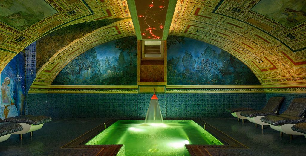 Byblos Art Hotel Villa Amistà 5*