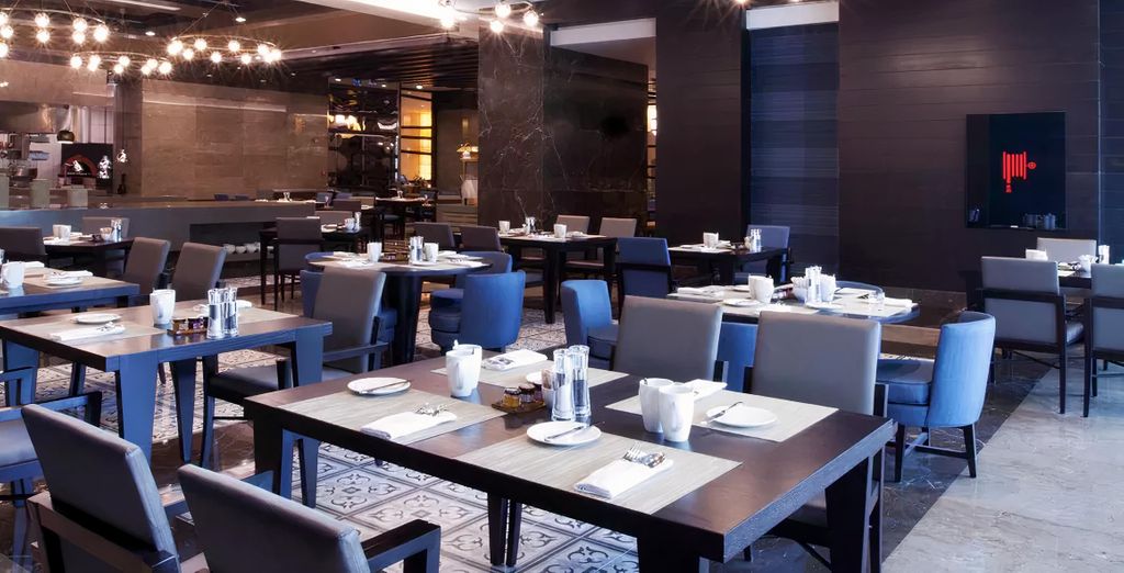 Radisson Blu Hotel Istanbul Sisli 5*