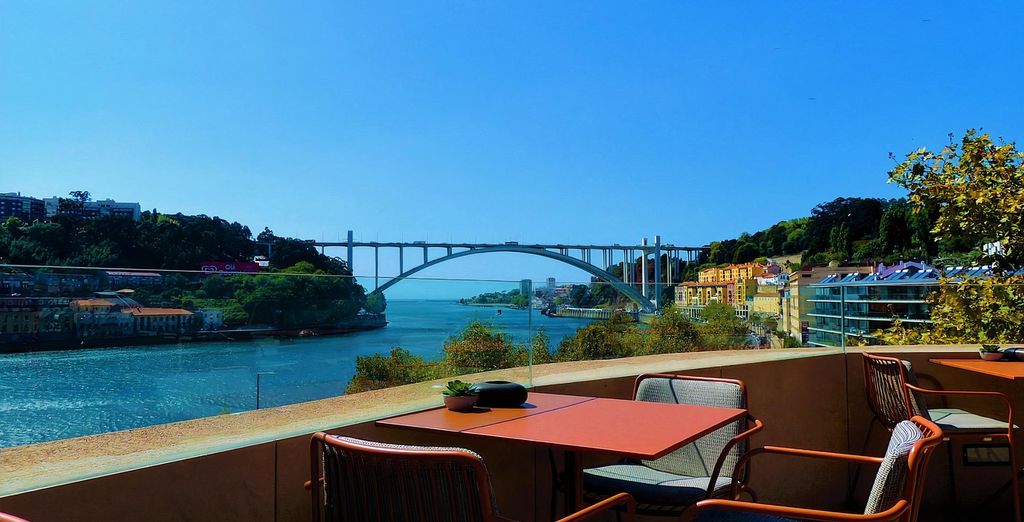 Hotel Vincci Porto 4*