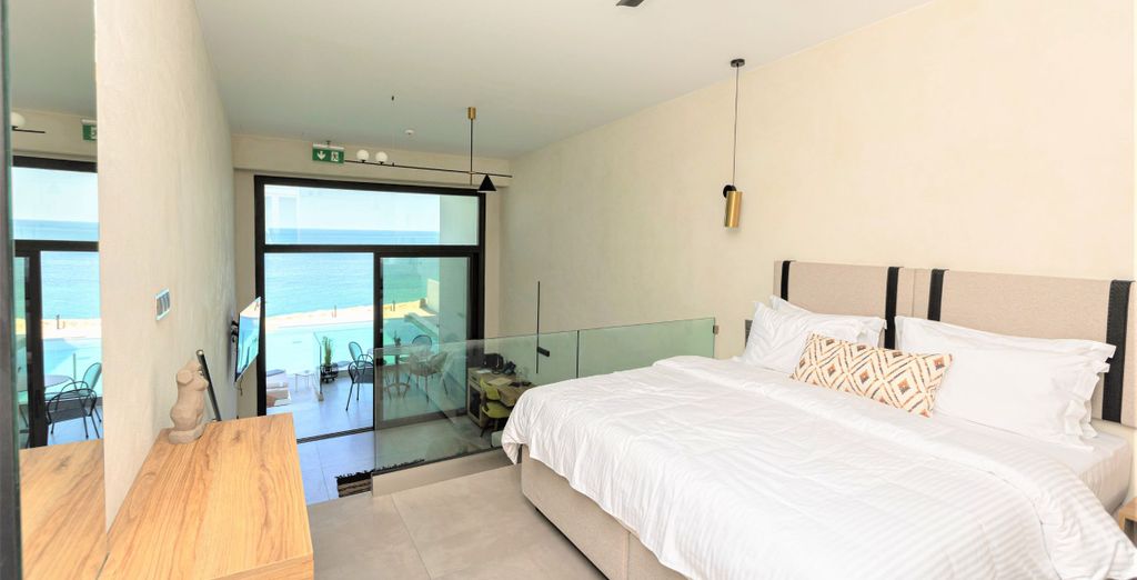 Akrotiri Olympus Luxury Suites - Adults Only