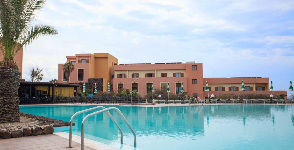 Hotel Village Suvaki 4*