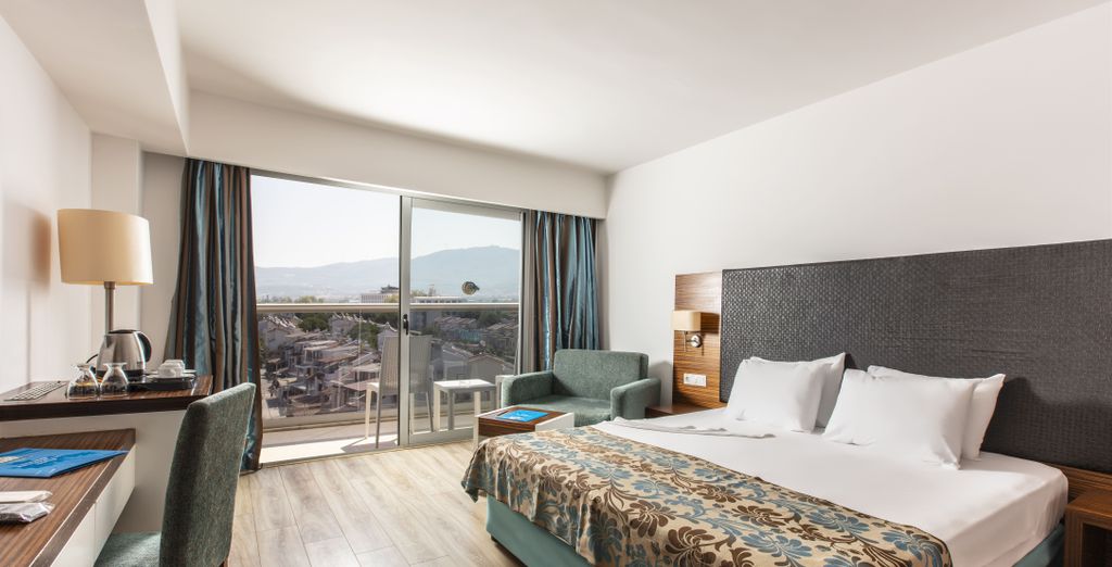 Palm Wings Kusadasi Beach Resort & Spa 5*
