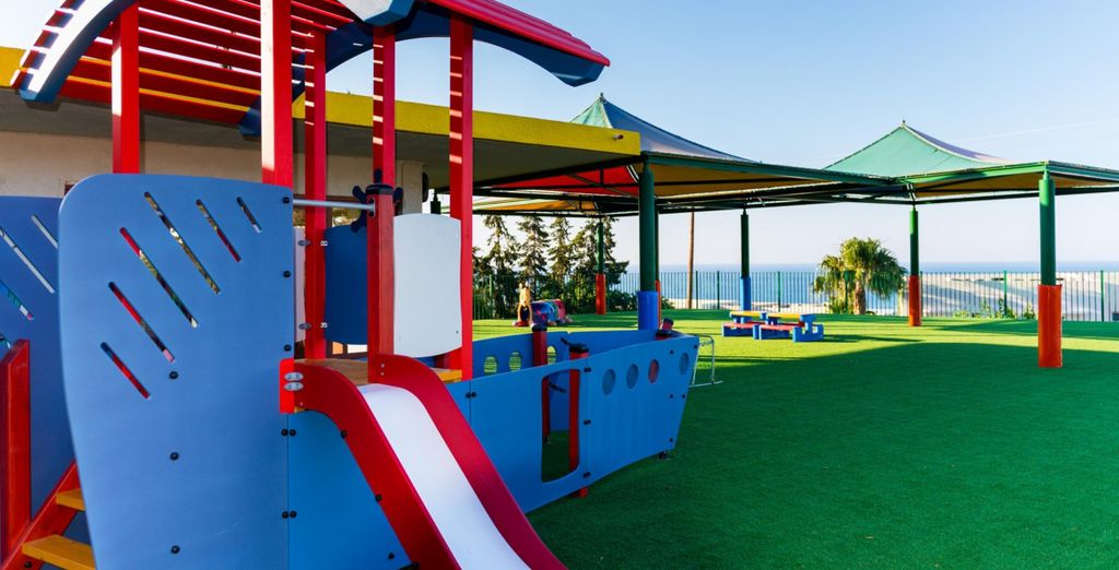 Oclub Experience Grand Hotel Holiday Resort 4*