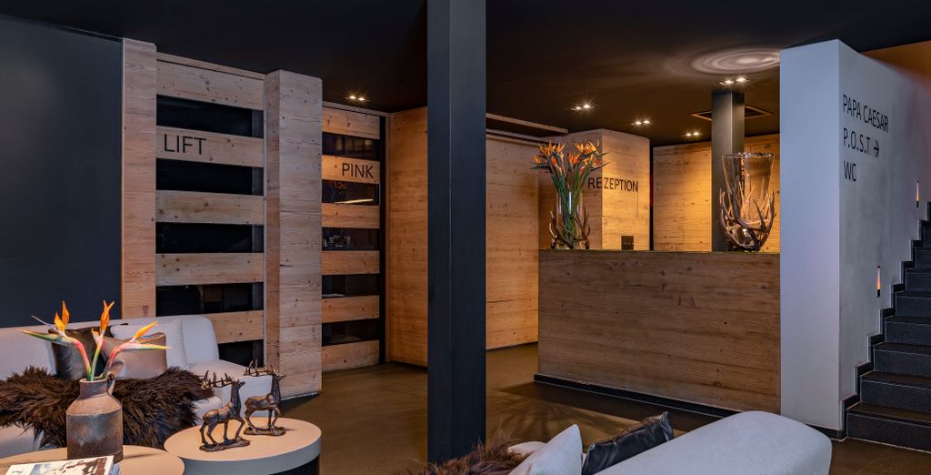 Unique Hotel Post Zermatt  4*