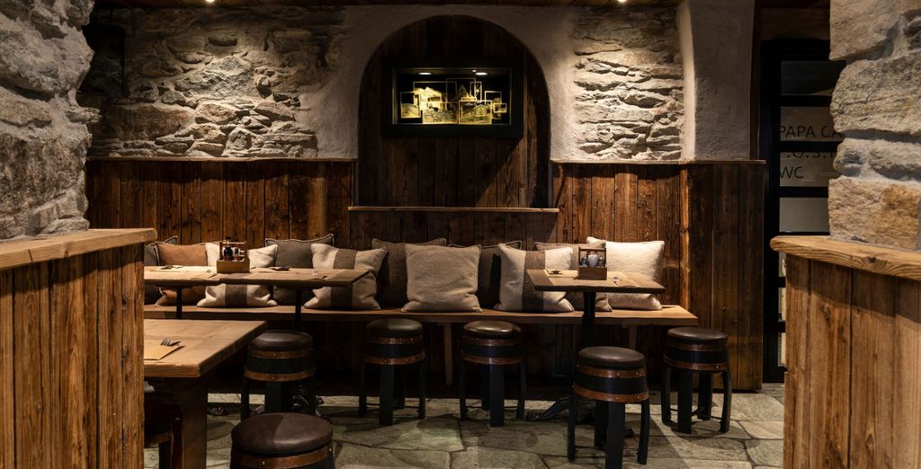 Unique Hotel Post Zermatt  4*