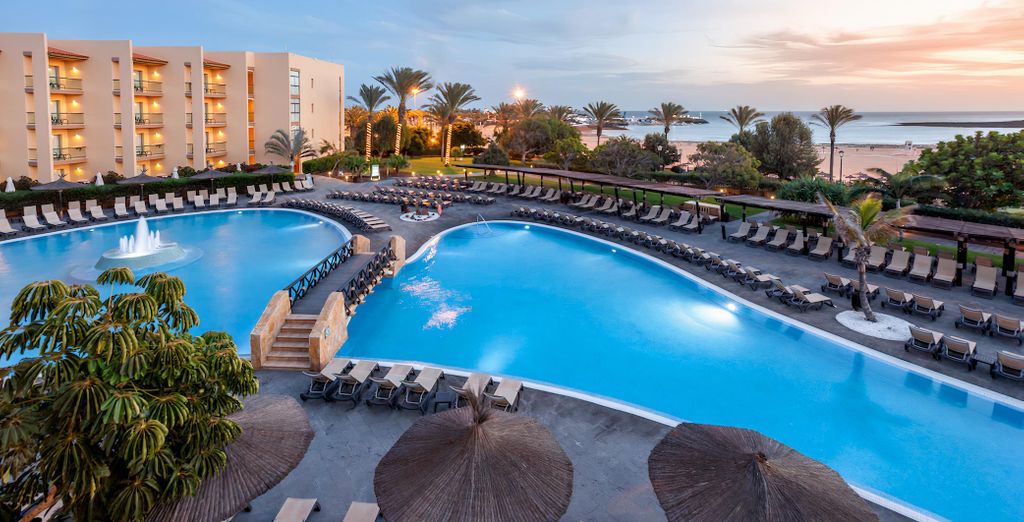Hotel Barcelo Fuerteventura Mar 4*