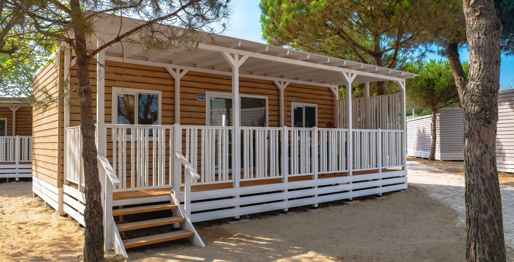 Pini Beach Village