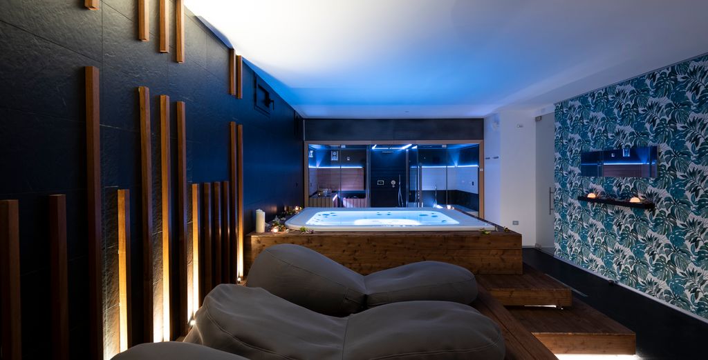 Alkamuri Posh Hotel & Spa 4*