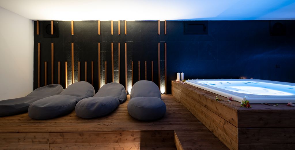 Alkamuri Posh Hotel & Spa 4*