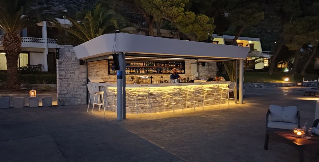 Wyndham Loutraki Poseidon Resort 5*