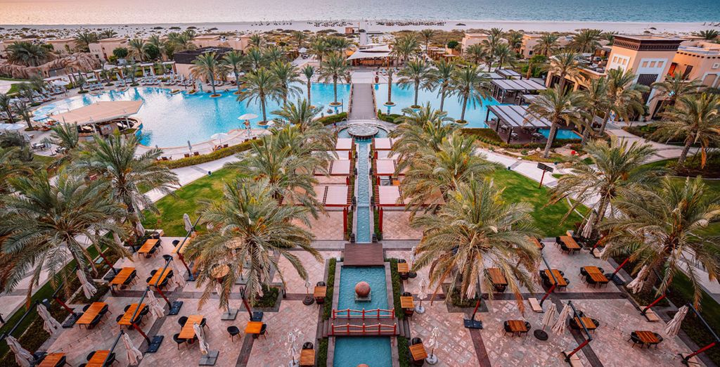 Saadiyat Rotana Resort & Villas 5*