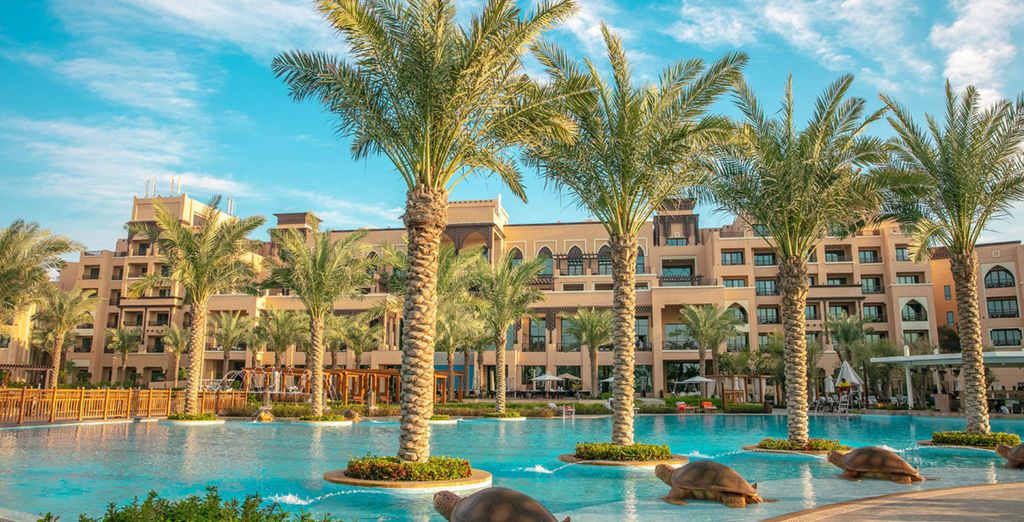 Saadiyat Rotana Resort & Villas 5*