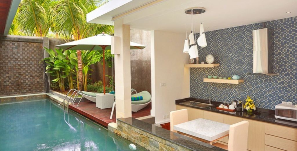 The Payogan Villa Resort & Spa 4*, The Leaf Jimbaran 5* e Hotel Ombak Sunset 4*