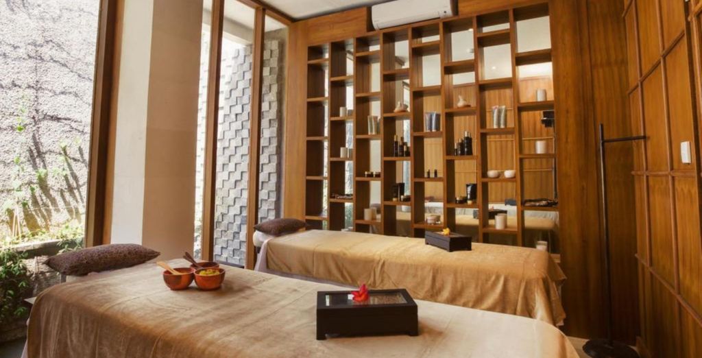 The Payogan Villa Resort & Spa 4*, Anema Wellness & Resort Gili Lombok 5* e The Leaf Jimbaran Luxury Villas 5*