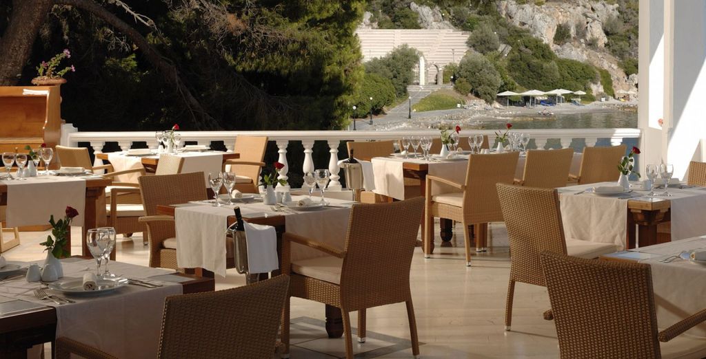 Ramada Loutraki Poséidon Resort 4*