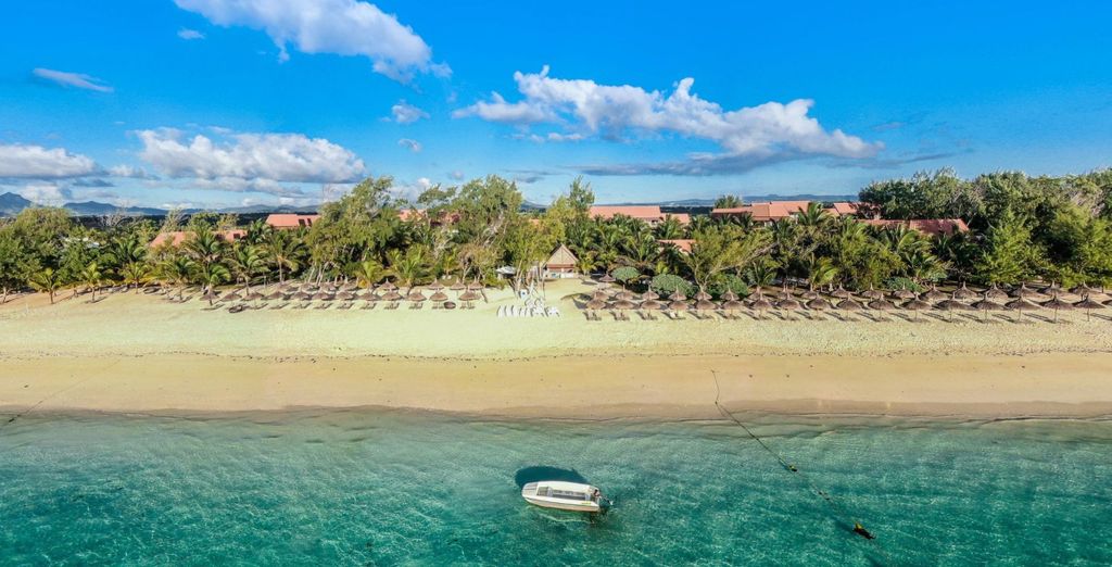 Maritim Crystals Beach Hotel Mauritius 4*