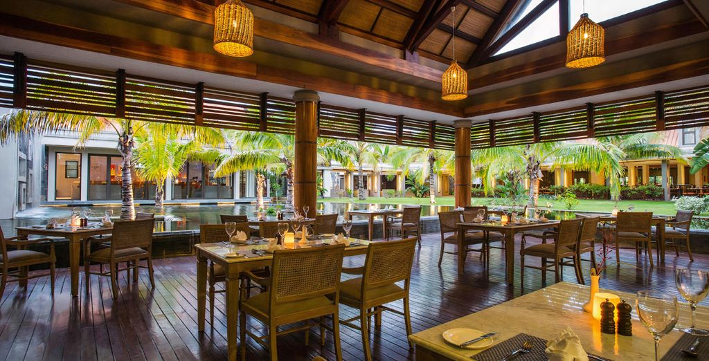 Maritim Crystals Beach Hotel Mauritius 4*