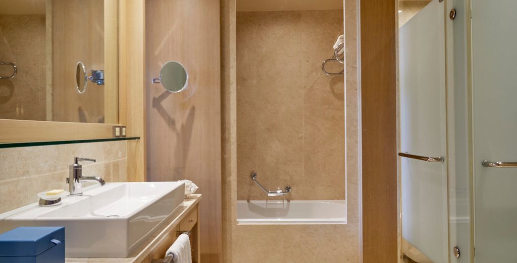 Daios Cove Luxury Resort & Villas 5*