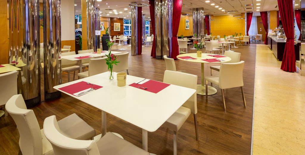 Crowne Plaza Padova, IHG Hotel 4*