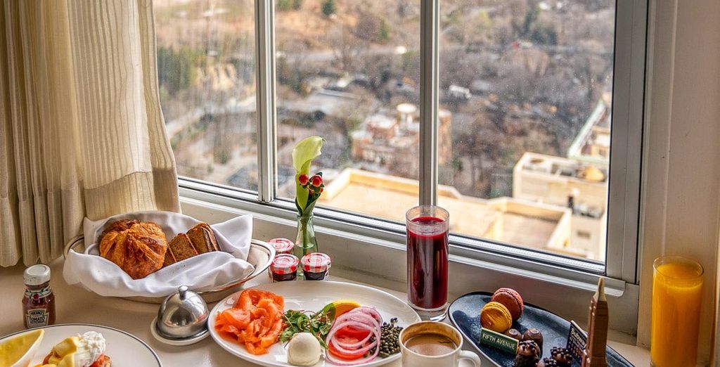 The Pierre A Taj Hotel 5*