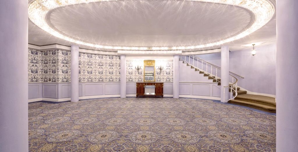 The Pierre A Taj Hotel 5*