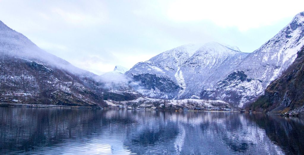 Tour di 6 notti dei Fiordi norvegesi in inverno 2023