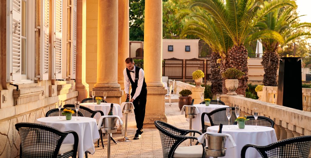 Corinthia Palace 5*
