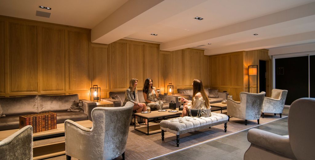 Dukes' Academie 4* 