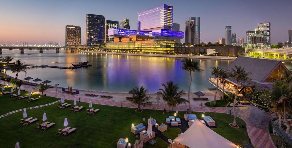 Beach Rotana 5*