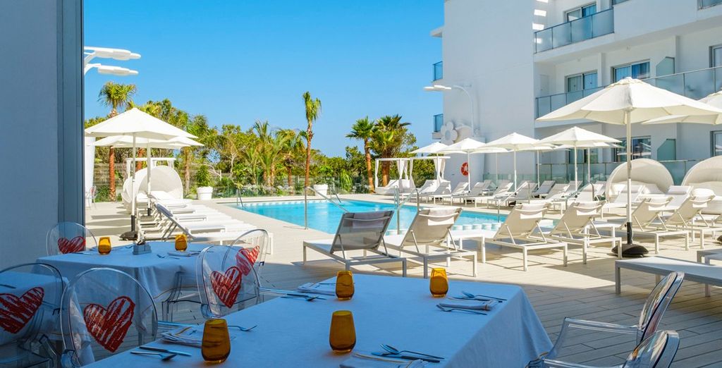 Five Flowers Hotel & Spa 5*