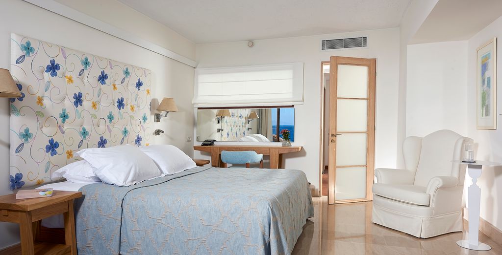 St Nicolas Bay Resort Hotel & Villas 5*