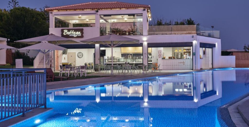 Cavo Orient Beach Hotel & Suites 4*