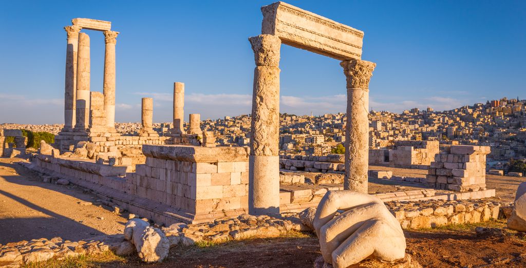 Tour di gruppo: Esplorando terre di storia, sabbia e mare cristallino