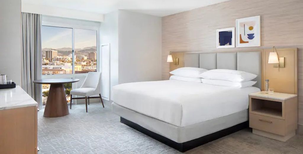 Combinato Margaritaville Resort Palm Springs 4* e Hilton Santa Monica 4*