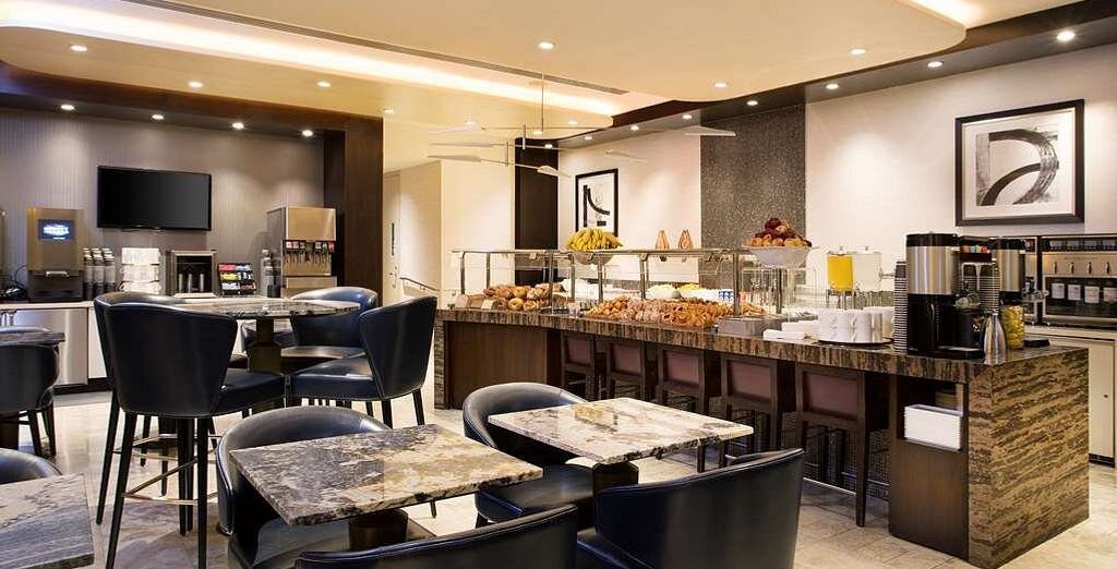 New York Hilton Midtown 4* e Barcelo Maya Grand Resort 5*