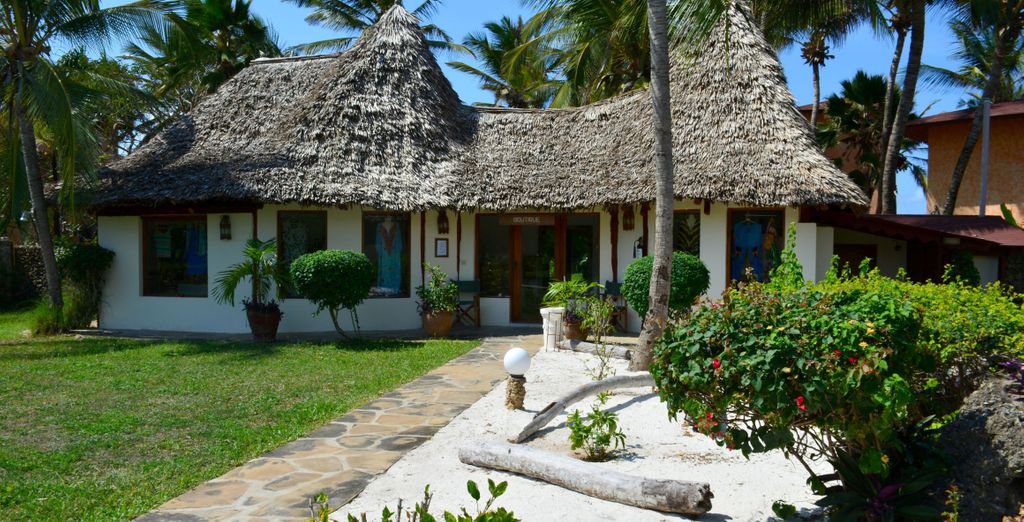 Safari da 2 a 4 notti con estensione al Kappa Club Crystal Bay Resort 4*