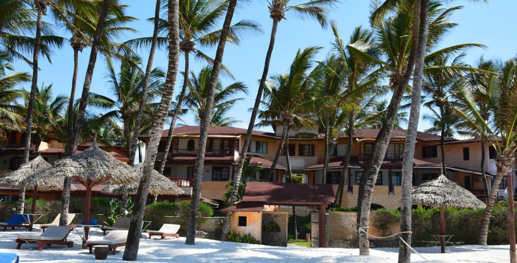 Safari da 2 a 4 notti con estensione al Kappa Club Crystal Bay Resort 4*