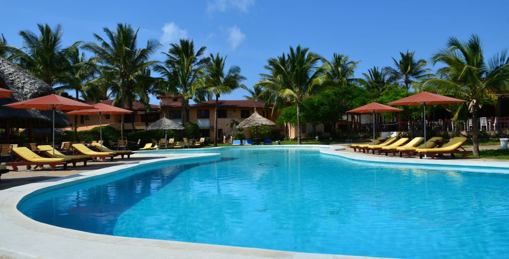 Safari da 2 a 4 notti con estensione al Kappa Club Crystal Bay Resort 4*