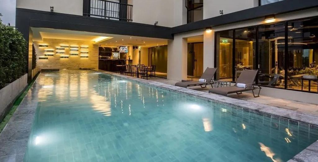 Bandara Phuket Beach Resort 4* e Krabi La Playa Resort 4* con possibile pre-estensione a Bangkok