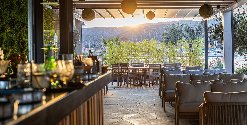 Marinus Beach Hotel 4*