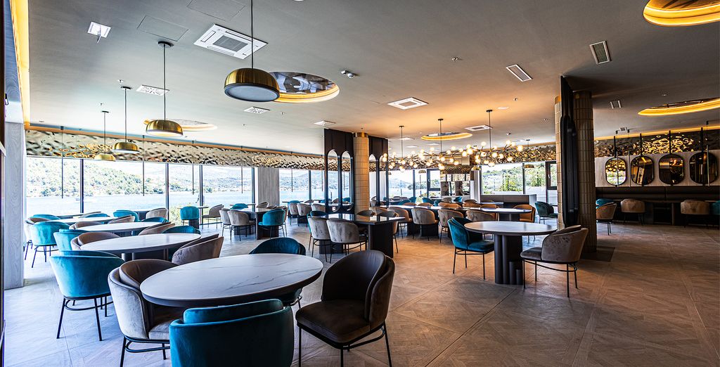 Marinus Beach Hotel 4*