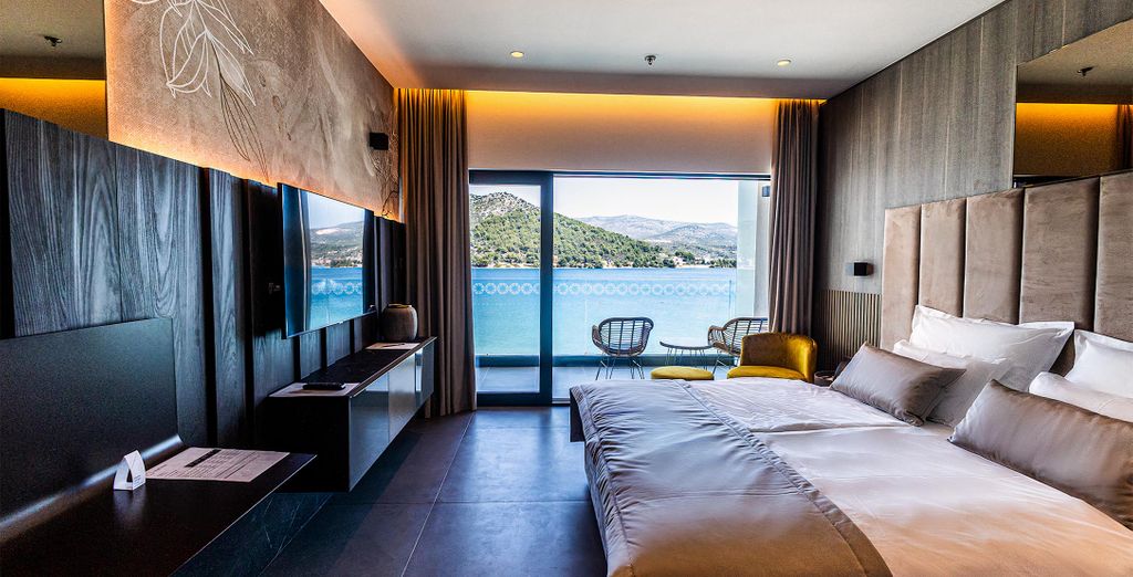 Marinus Beach Hotel 4*