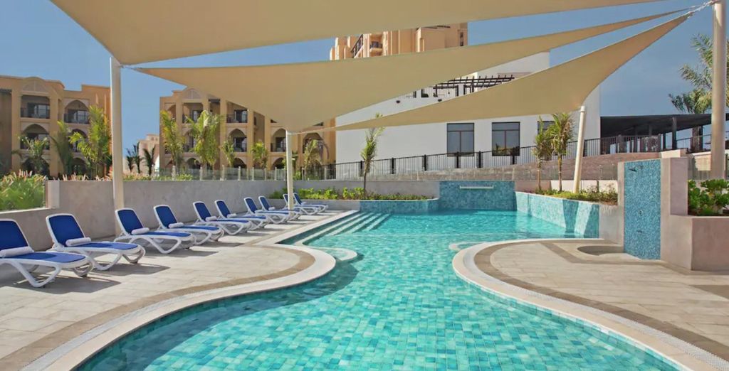 DoubleTree by Hilton Resort & Spa Marjan Island 5*